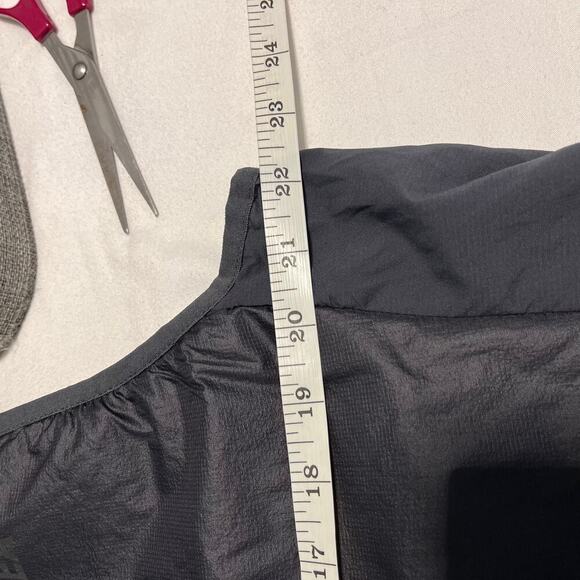 Adidas Terrex Agravic Vest Quantum Air in Black Women's size Large - Picture 10 of 10